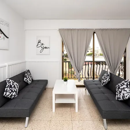 The Square 710 Apartment Ayia Napa